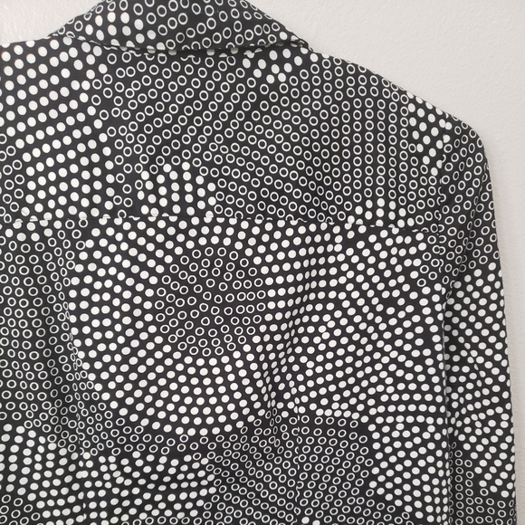 Chico's Circle Novelty Print Button Down Shirt, Chico's Size 0-US Size Small/4 - Picture 7 of 10